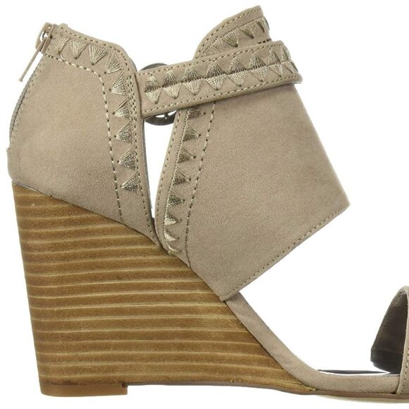 W196 Carlos Santana Gray Gadot Wedge Sandals - Picture 6 of 8